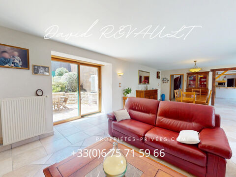   Maison Elven 8 pi�ce(s) 210 m2- Authentique long�re en pierre avec terrain de 3 000 m� (en cours de bornage) ! Maison - 8 pi�ce(s) - 210 m�