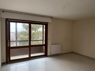  Appartement à louer 2 pièces 38 m²