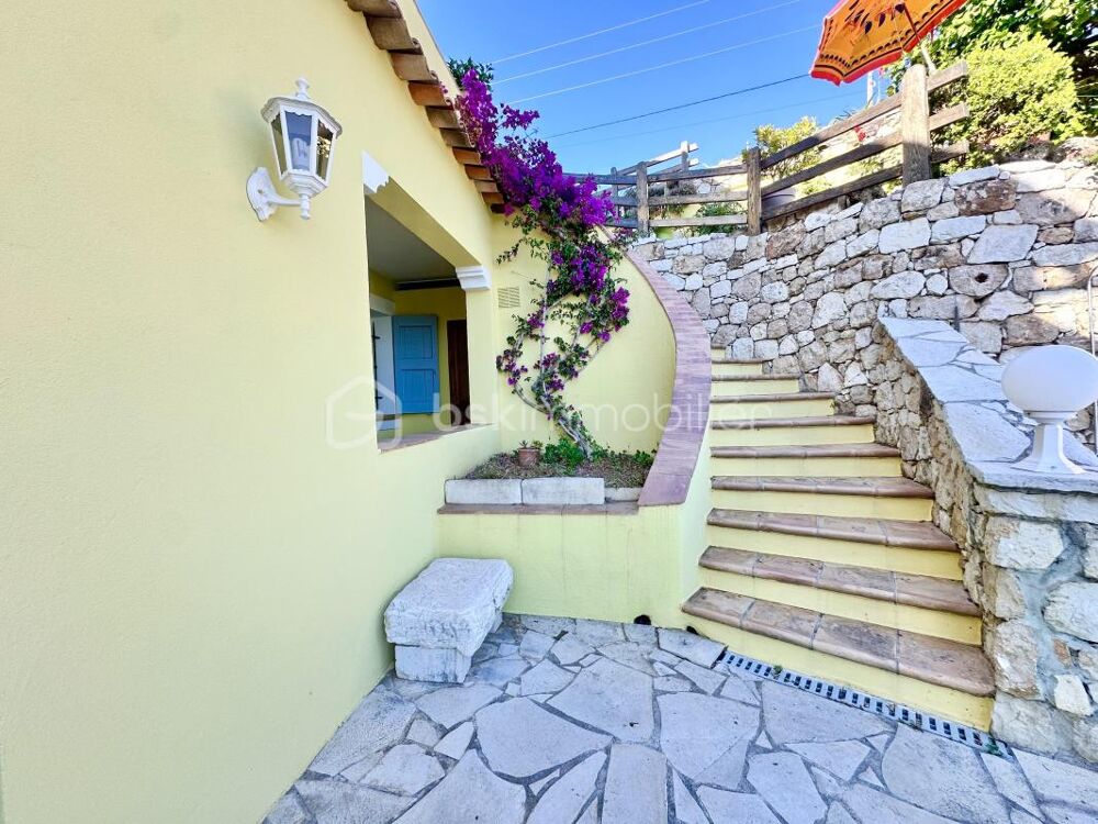 à vendre  Propriété/château Cagnes-sur-Mer (06800)