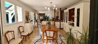  Propriété/château à vendre 8 pièces 270 m²