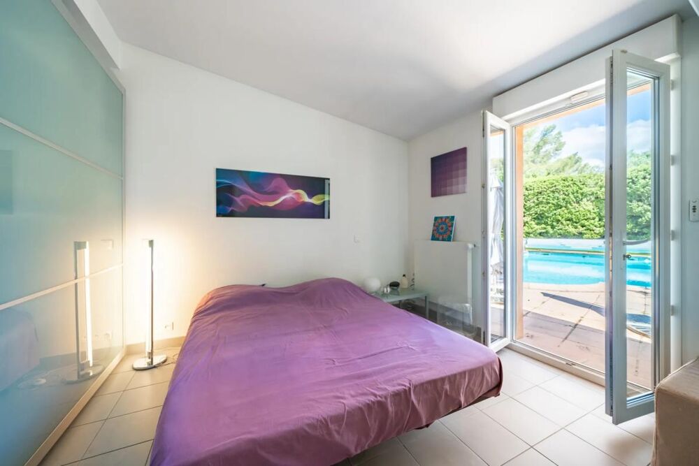 � vendre  Maison Saint-Rapha�l (83700)