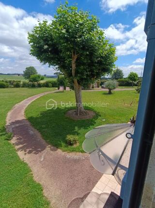  Proprit/chteau  vendre 12 pices 414 m