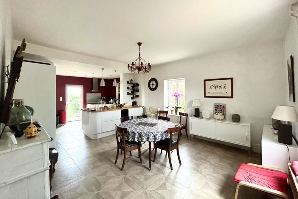 � vendre  Maison Gleiz� (69400)