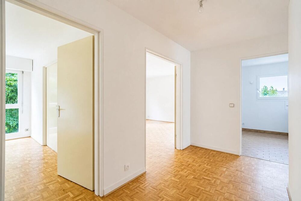 Appartement La Garenne Colombes 5 pièce(s) 96.91 m2