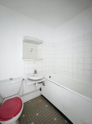  Appartement à louer 2 pièces 45 m²
