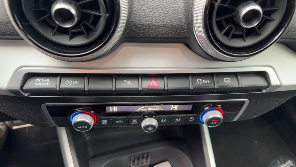 Q2 1.6 TDI 116 S-Tronic 7 S line - Automatique Entretien constr 2022 occasion 13001 Marseille