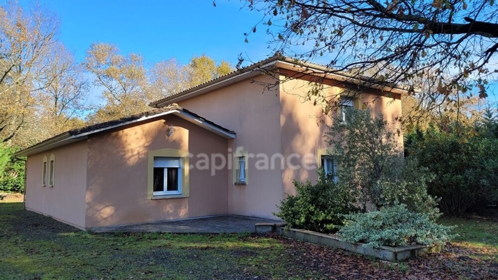Dpt Gironde (33), A vendre belle MAISON 5 pièces de 175 m² sur terrain de 1150 m² à MARSAS (proche de Saint-André-de-Cubzac)