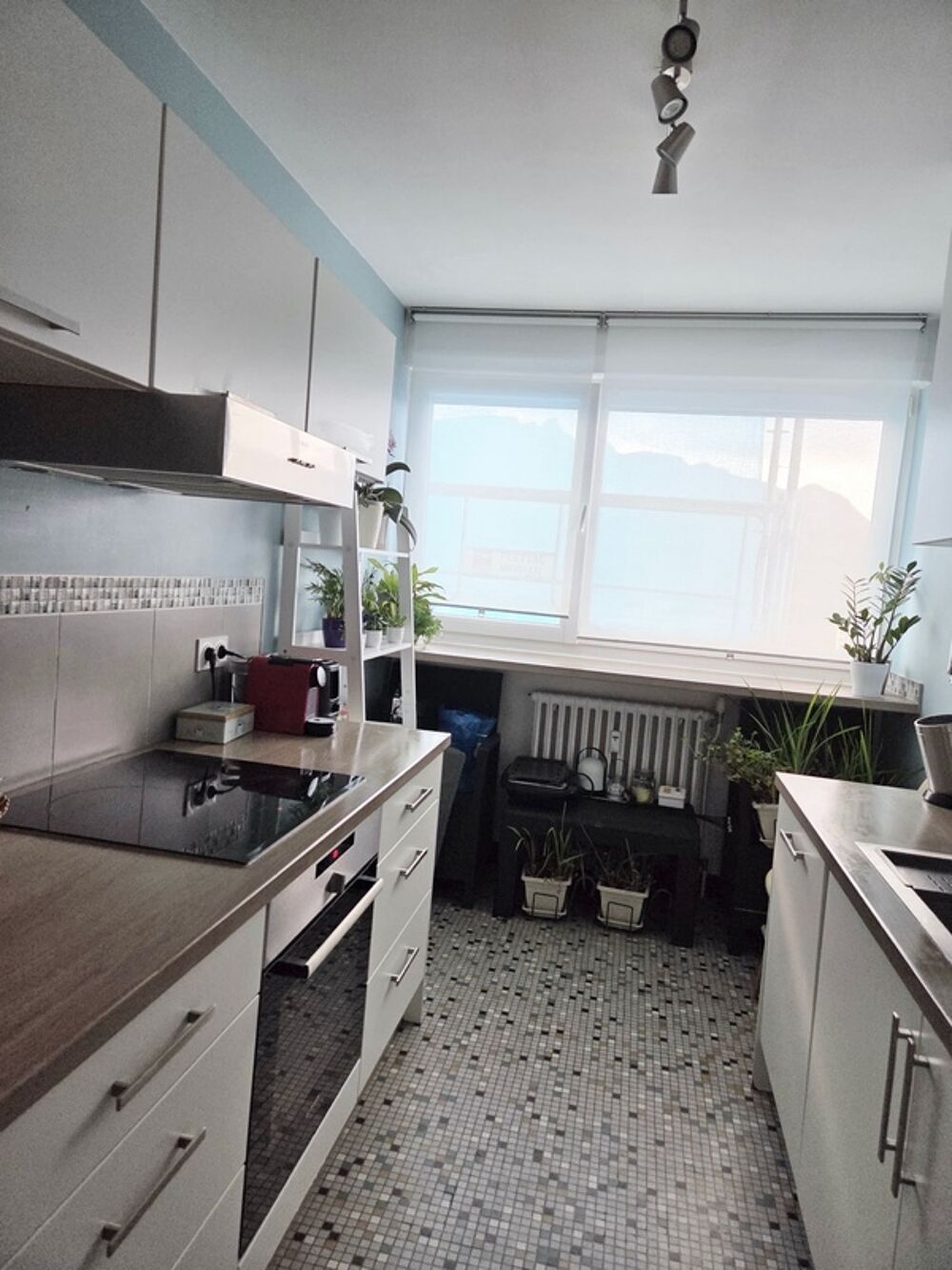 Appartement à vendre 3 pièces AIX LES BAINS (73) - vue dégagée et balcon