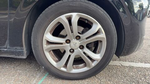 208 I 1.6 E-HDi 92 Allure 2013 occasion 57000 Metz
