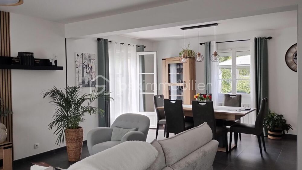 Maison 113 m² - Nazelles-Négron