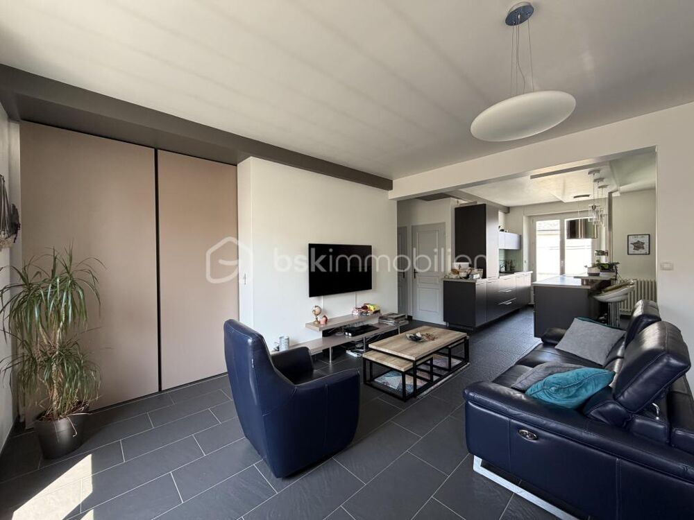 FOUGÈRES  Haute Ville  Bel appartement lumineux