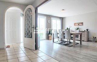  Maison  vendre 6 pices 115 m