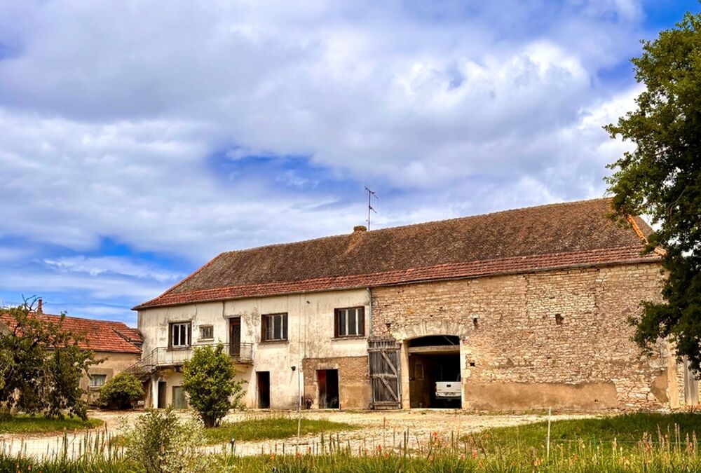 Vente Maison Longère à rénover 120 m² - Terrain 1200 m² - Dépendances - Grange - FONTAINES (71) Fontaines