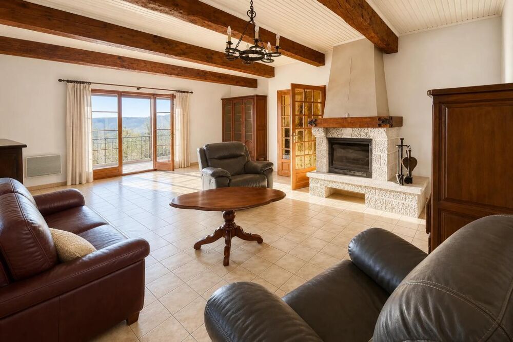 Spacieuse maison à Sault avec grand jardin