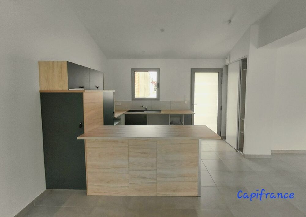 Maison neuve RT 2020 en plein centre de La Brède  jardin, terrasse et vie à pied