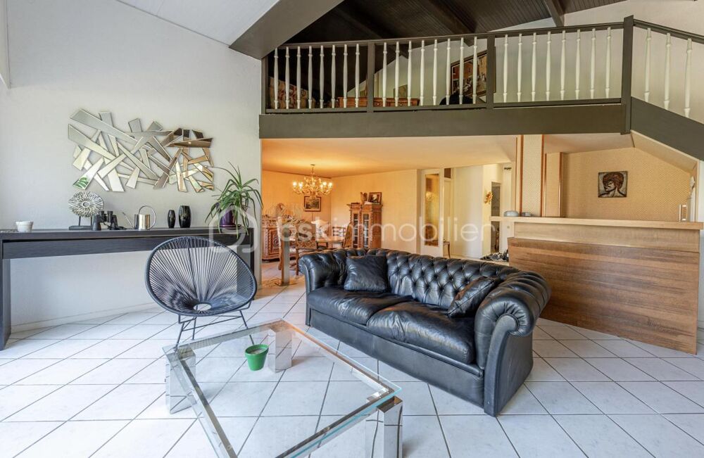 Maison individuelle 291m² avec jardin et garage ANNECY LE VIEUX