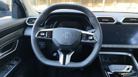 MG.ZS 1.5 197 Hybrid+ BVA Luxury 2026 occasion 44330 La Chapelle Heulin