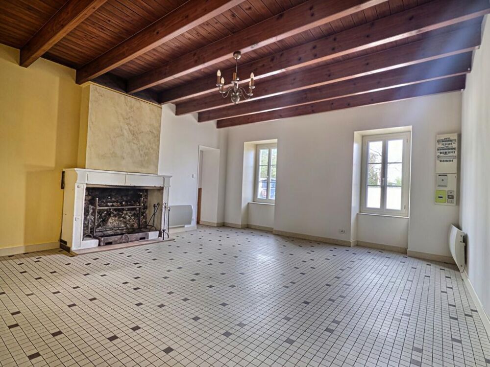 Vente Maison 17230 - LONGEVES - Maison 3 Chambres 5 Pièces 120 m2 environ - Longeves