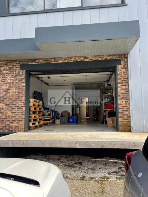   ENTREPOT BUREAU 350M² A LOUER AUX ULIS 