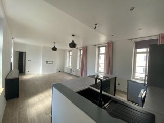  Appartement à louer 3 pièces 58 m²