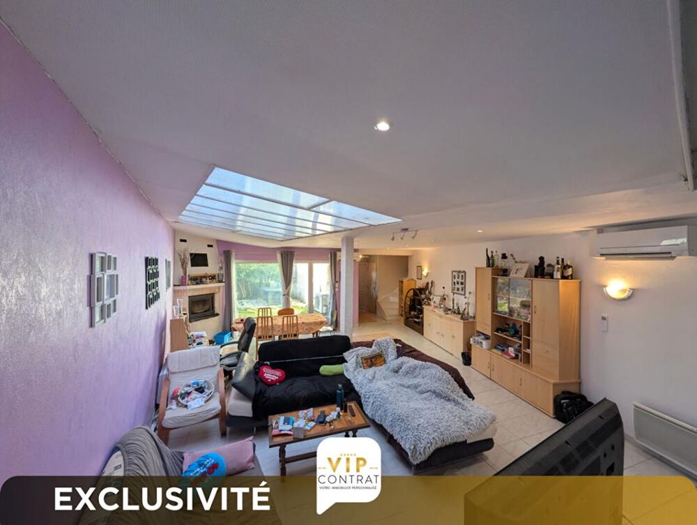 Vente Maison GARANTIE 12 MOIS INCLUS ! Maison de ville avec jardin et garage ! Pons