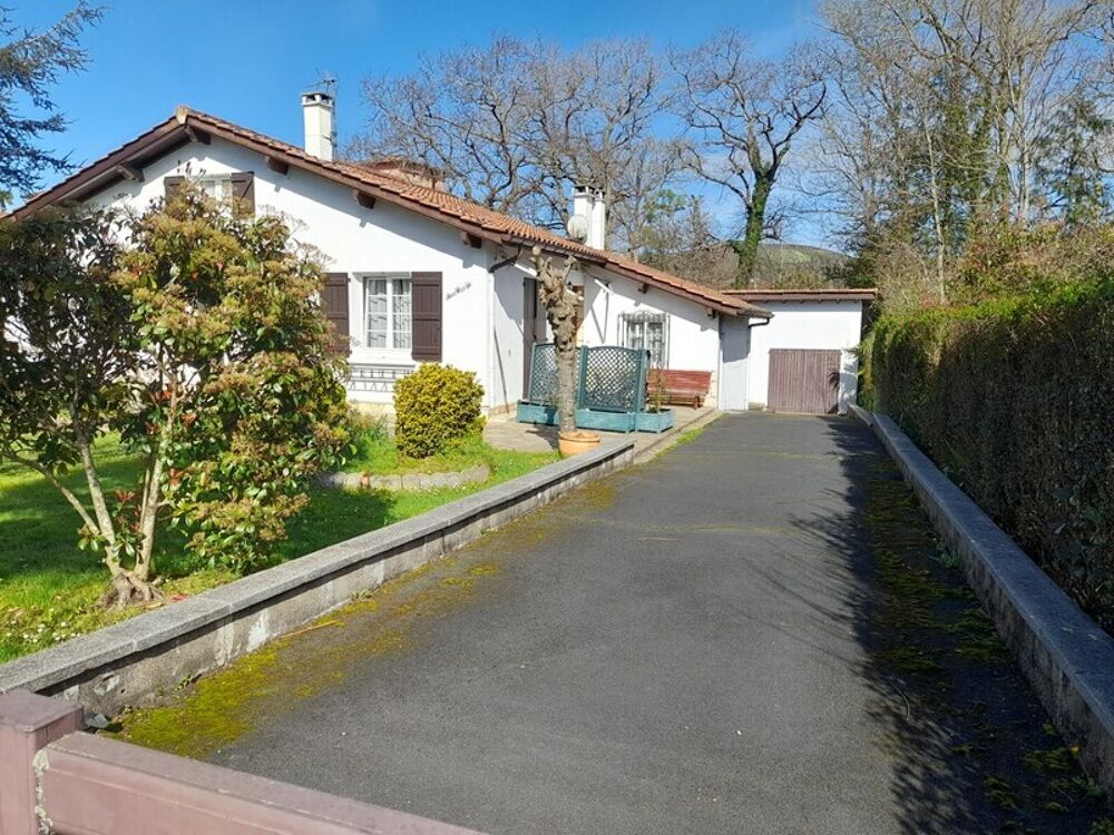 Maison à vendre 6 pièces SARE (64)