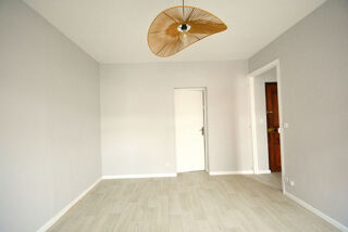  Appartement à louer 2 pièces 46 m²
