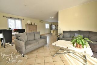  Villa à vendre 5 pièces 136 m²