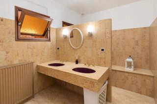  Propriété/château à vendre 9 pièces 260 m²