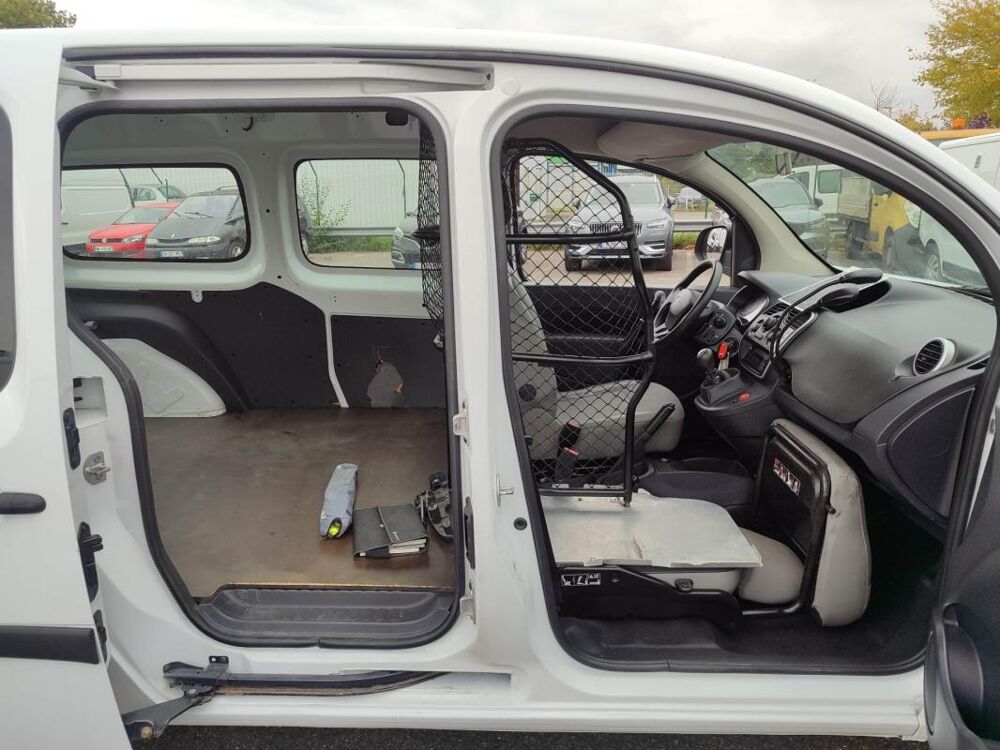 Kangoo Express GRAND VOLUME MAXI BLUE DCI 95 CONFORT - 5P 2020 occasion 91650 Breuillet