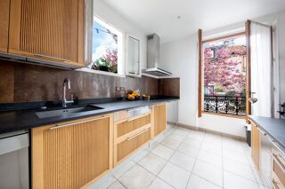  Maison � vendre 9 pi�ces 260 m�