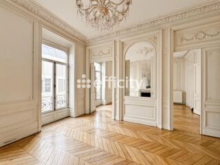  Appartement à vendre 5 pièces 150 m²