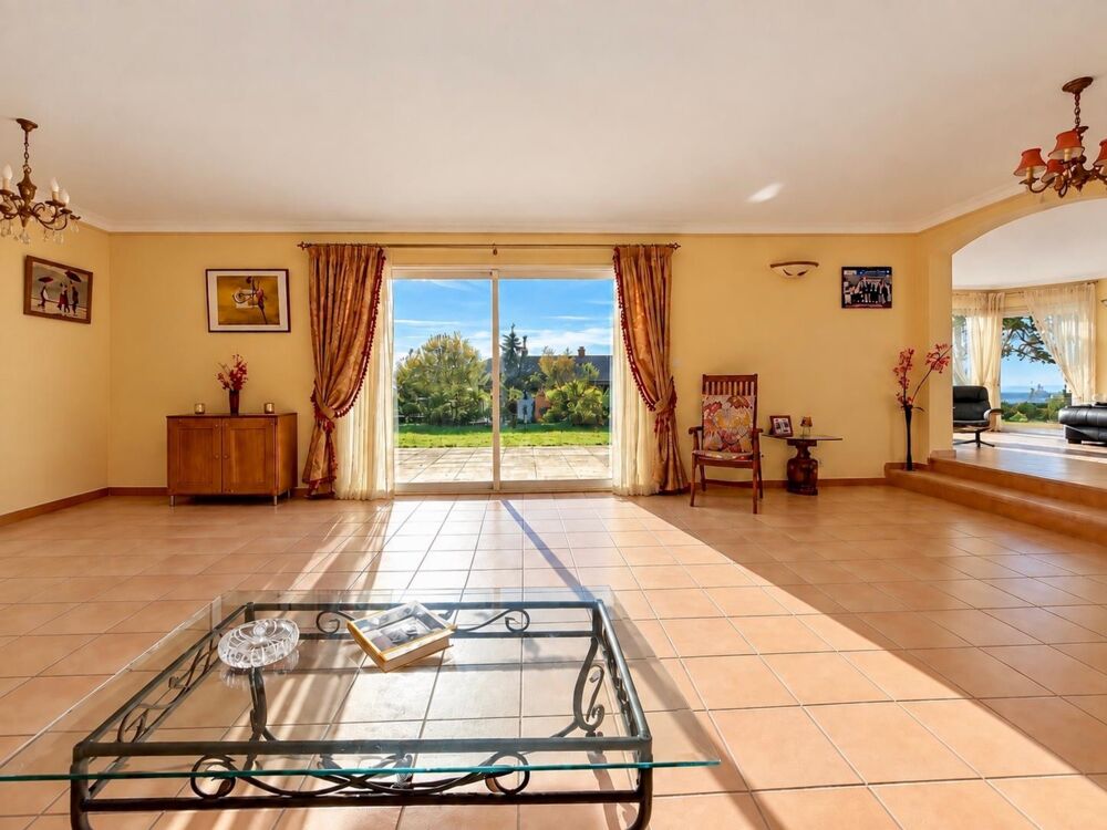 Vente Maison A VENDRE NOUVEAUTÉ À LOISIN – MAISON FAMILIALE T5 DE 200 M² AVEC VUE LAC LÉMAN ET JURA (74) Loisin