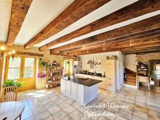  Maison  vendre 6 pices 222 m