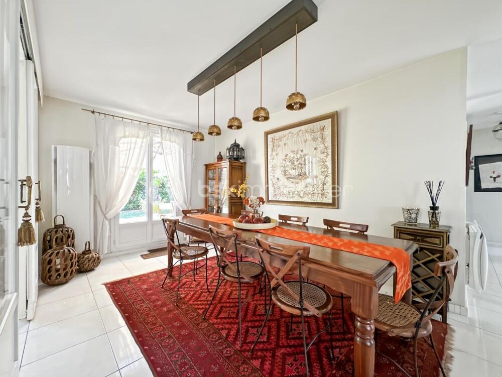Maison individuelle 4 chambres 7 pièces