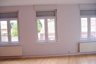  Appartement à louer 3 pièces 86 m²