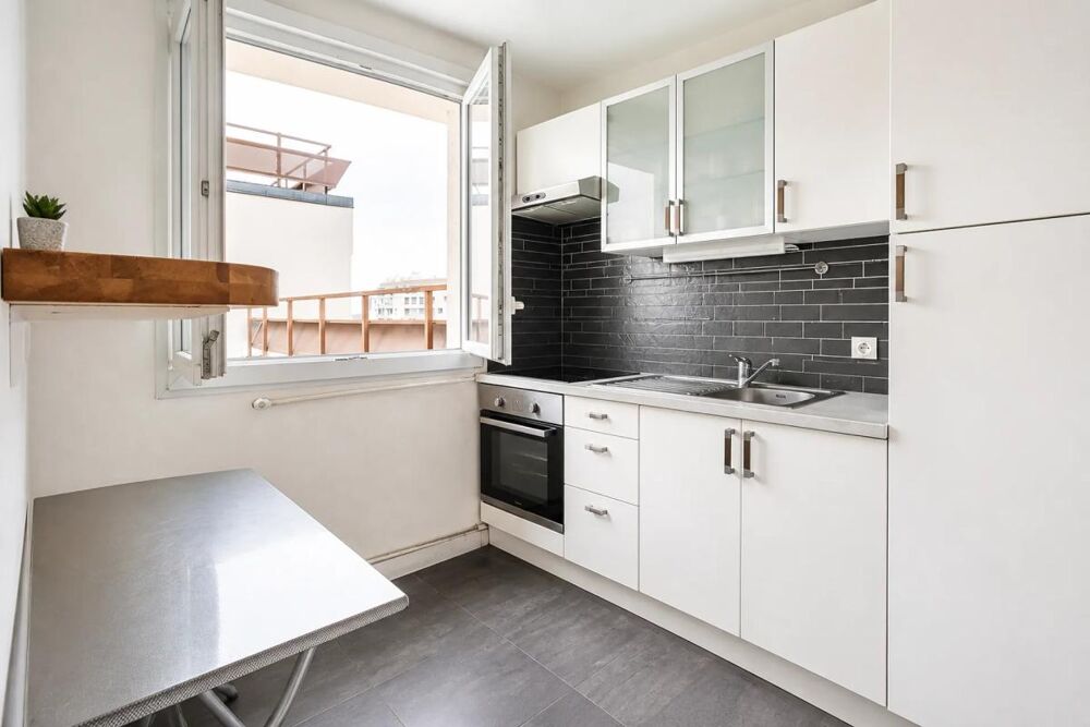 Appartement 1 pièce - 26 m² à Villeneuve-la-Garenne - vendu loué