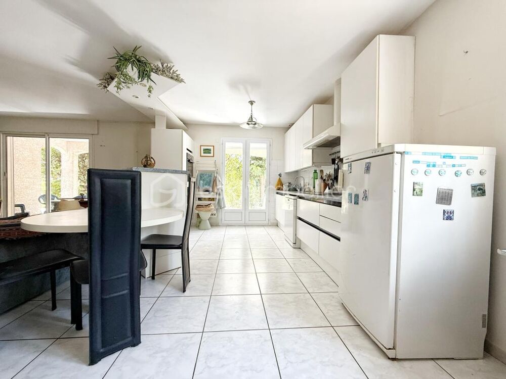 Vente Maison COLOMBIERS – MAISON T4 DE PLAIN-PIED – 148 m² – TERRAIN DE 999 m² – TERRASSES – VÉRANDA – ATELIER Colombiers
