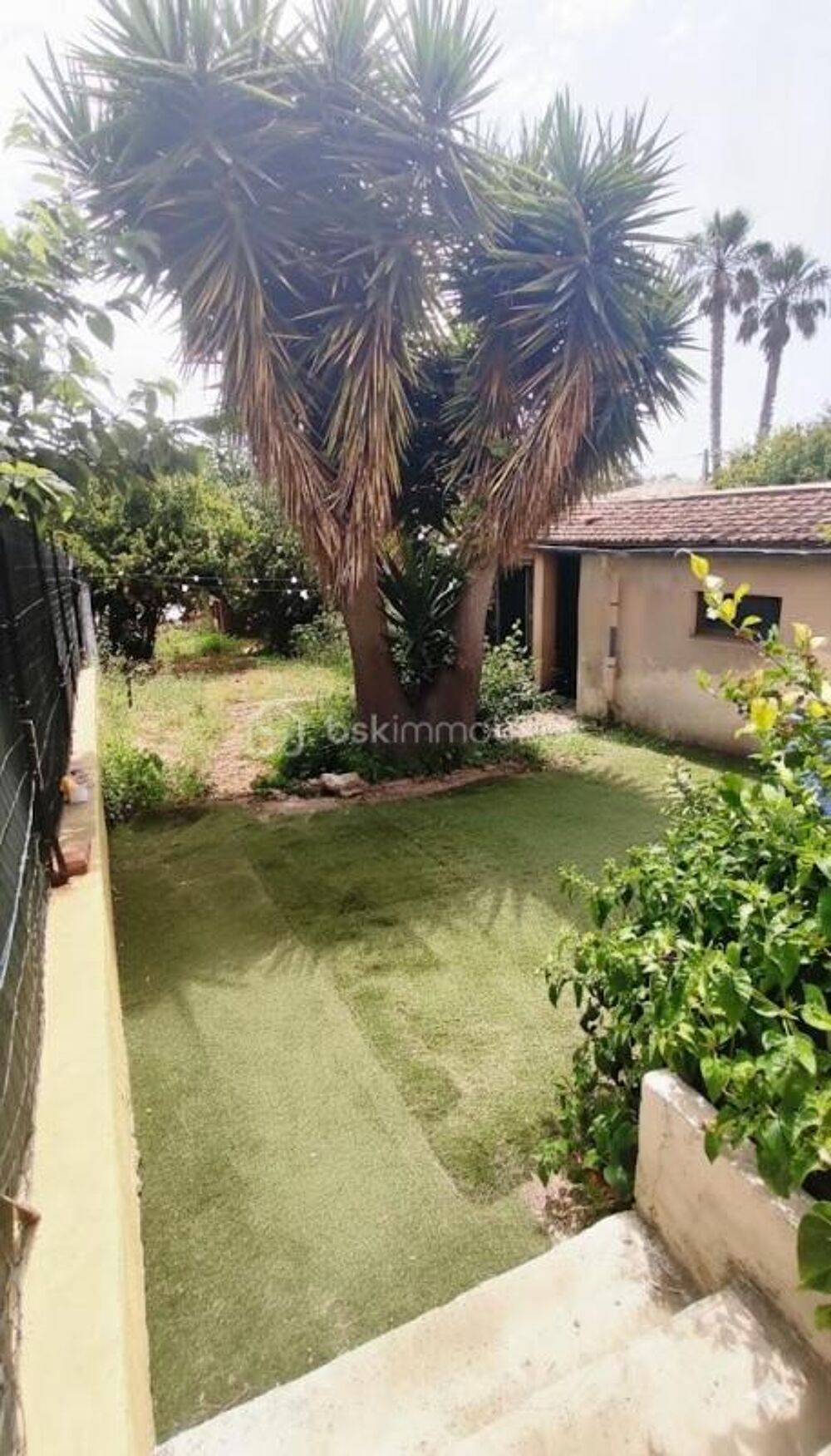 BAS DE VILLA T3 + JARDIN + ANNEXES