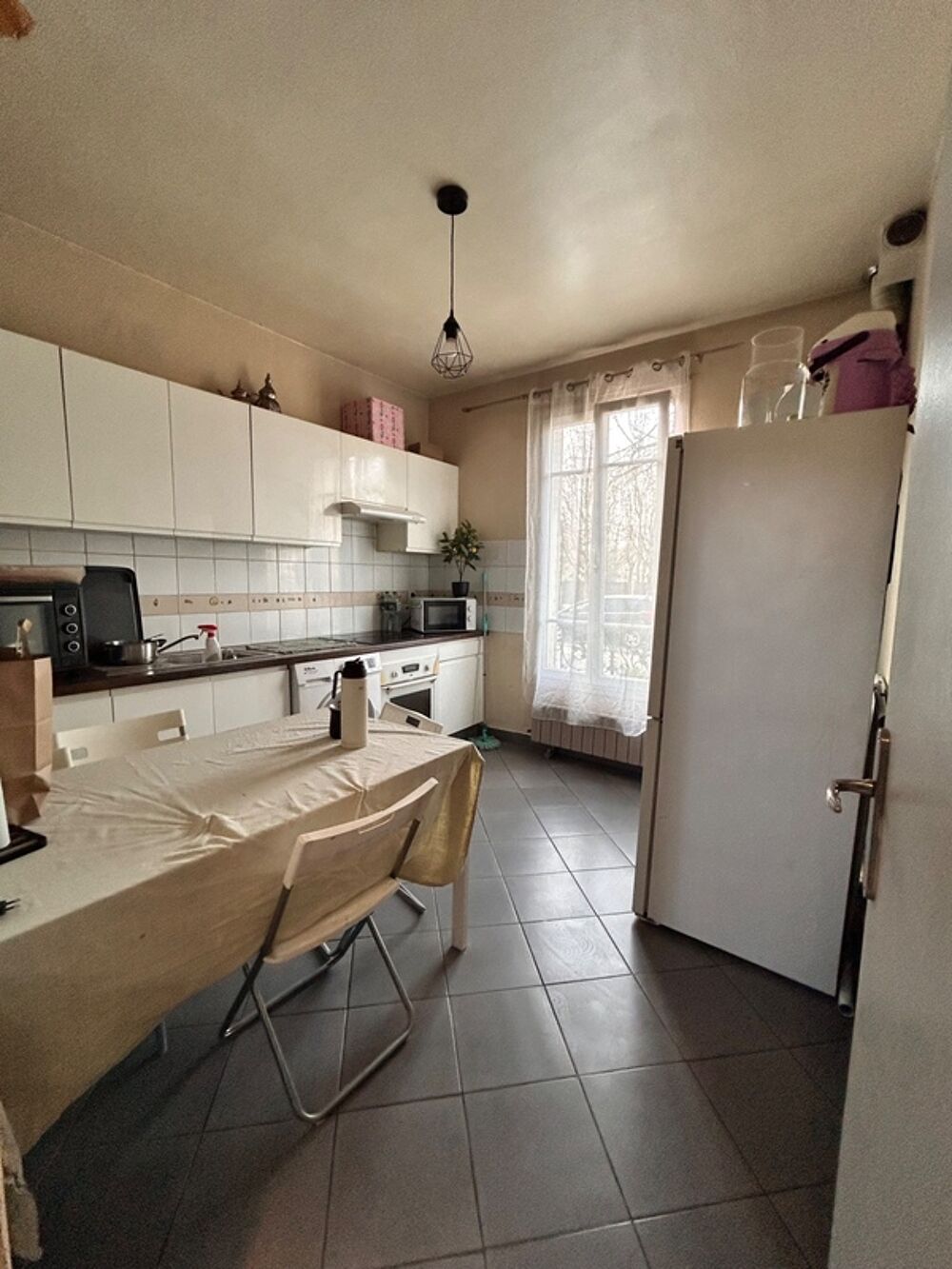 Arcueil centre  Appartement traversant lumineux, parfait cabinet ou activité libérale à 5 minutes du RER B
