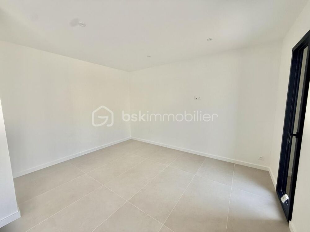 MAISON NEUVE JAMAIS HABITÉE  165 m²  5 CHAMBRES  LE RHEU