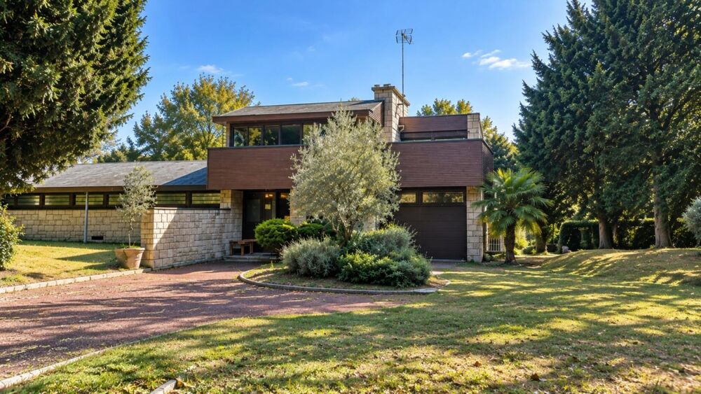 Maison darchitecte Jean Fayeton  195 m² au coeur du Parc du Château (60 Oise)