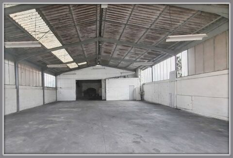 Local &agrave; vendre MONSEMPRON LIBOS (47), LOCAL GARAGE 348m2 ( lou&eacute; ) + appartement T3- id&eacute;al ARTISAN/INVESTISSEUR 120000 47500 Monsempron libos