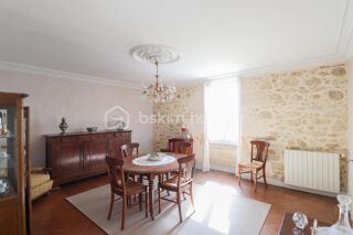  Propriété/château à vendre 7 pièces 213 m²