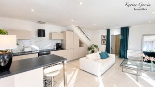 Vente Maison SANARY SUR MER - A 10 MINUTES A PIED DU PORT - MAISON INDIVIDUELLE 106 M² - TERRAIN 133 M² - GARAGE 27 M² Sanary sur mer