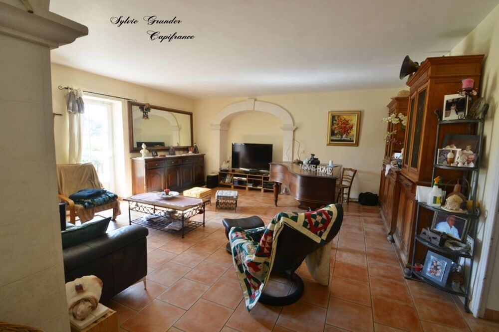 � vendre  Maison Cornillon-Confoux (13250)