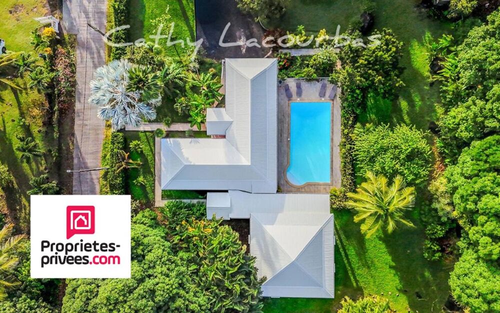 Vente Villa Villa d'architecte au coeur d'un parc paysager, piscine et dépendance - Bouillante,Guadeloupe Bouillante