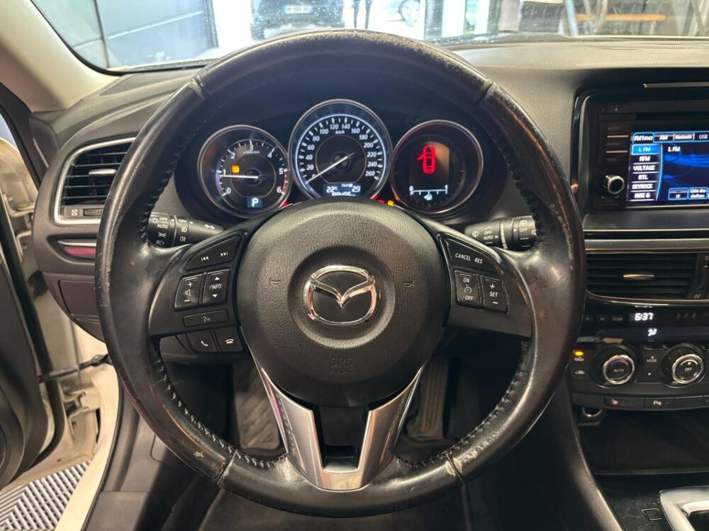 Mazda6 FASTWAGON 2.2L Skyactiv-D 150ch Dynamique A 2014 occasion 78200 Mantes La Jolie