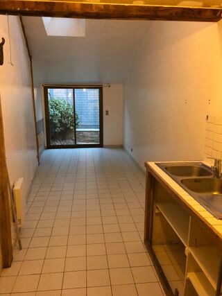  Maison à louer 2 pièces 58 m²