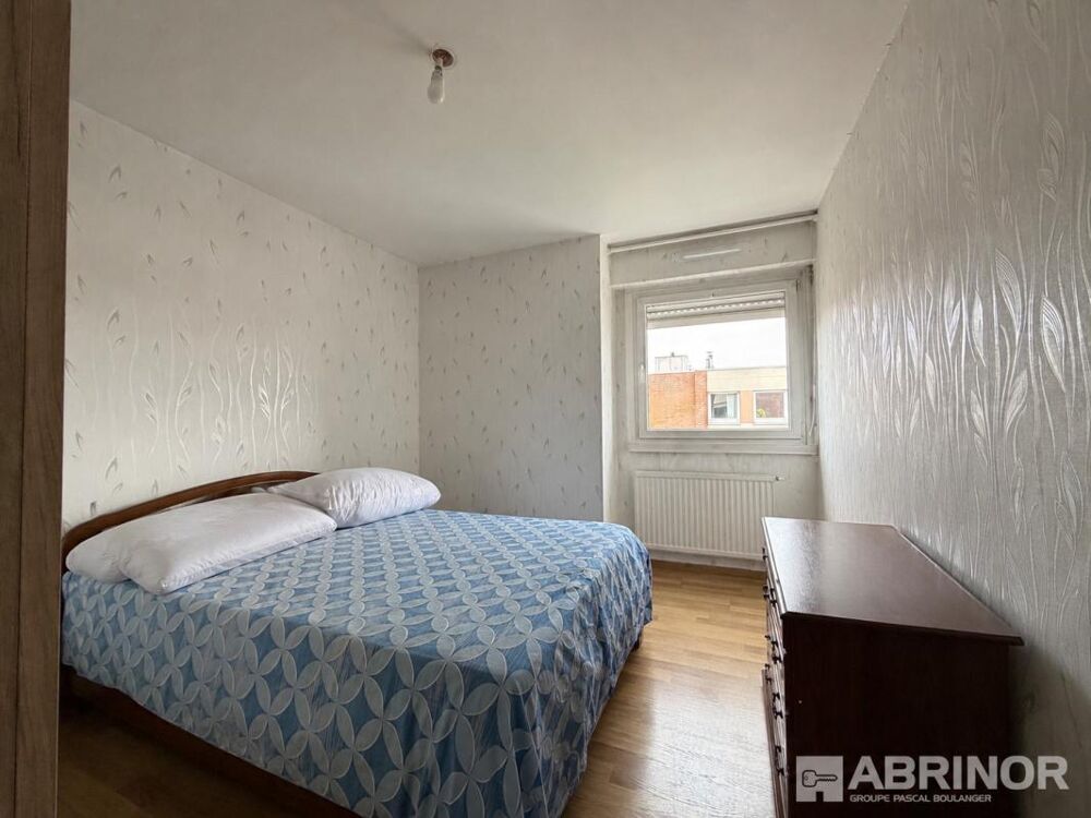 Appartement T3  Résidence Condorcet à Loos avec Garage